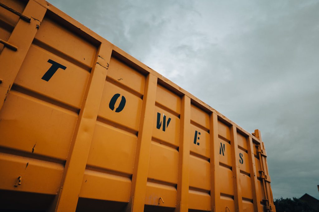 Towens skips