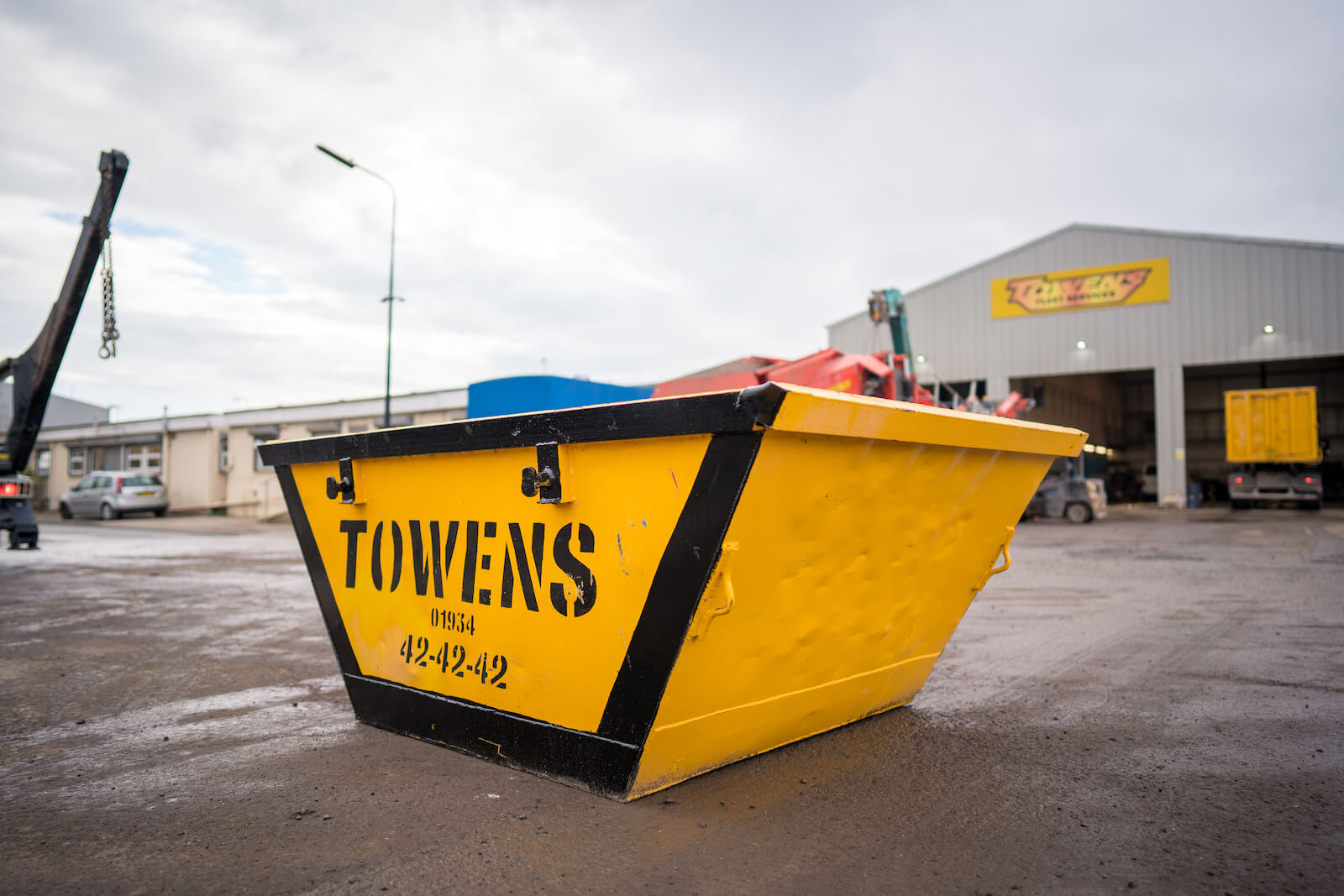 Benefits of an enclosed skip for businesses